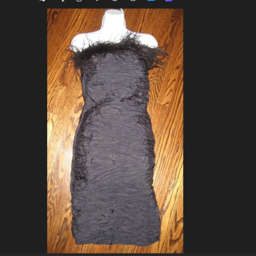 Nordstrom Black Ruched Formal Strapless Feather Dress by Issue Size 8